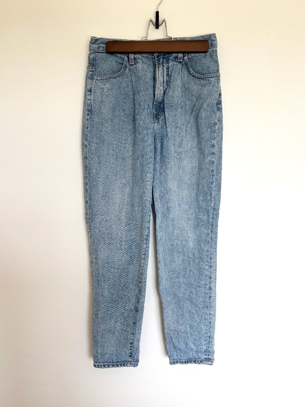 J Brand Pleated Peg Jeans Blissed Wash Size 25 High Rise Tapered Denim
